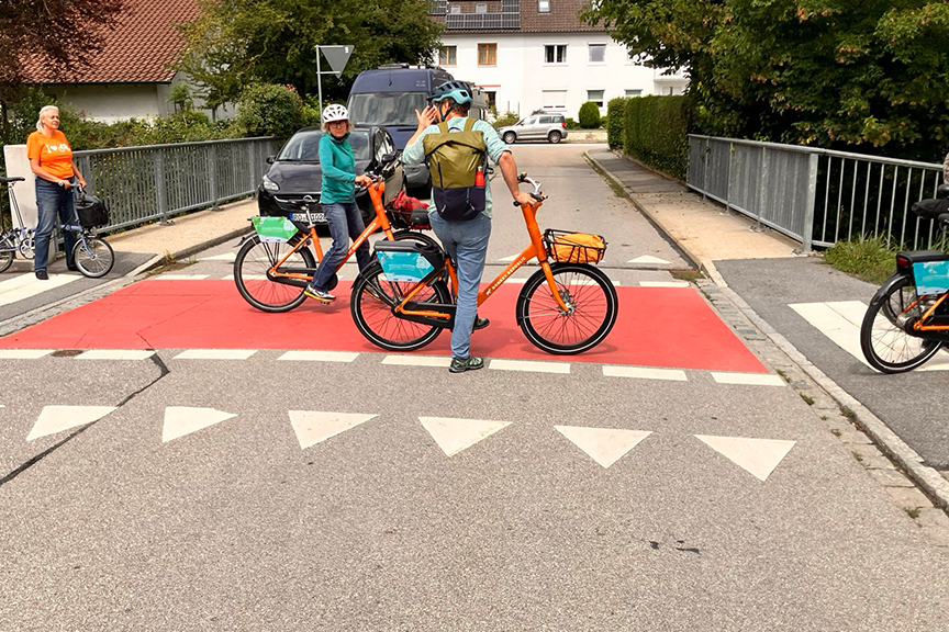 Hier haben Fahrradfahrer Vorfahrt