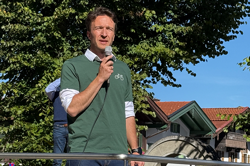 Begrüßung durch den ersten Bürgermeister Dr. Thomas Acher