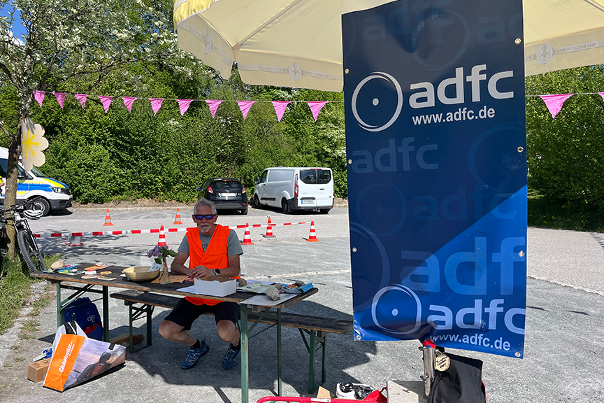 ADFC Info Stand Station Pump Track
